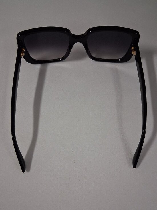 Gucci GG0632S 001 Square Sunglasses – Black – 56mm – Lens Category 3 – New main image 7